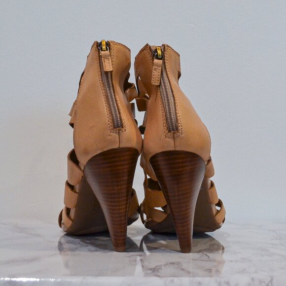 FRANCO SARTO | NUDE LACE UP HEEL - Picture 3 of 8